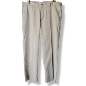 Izod Golf Flat Front Chinos Size 38/30 Moisture Wicking Outdoor Sport Casual